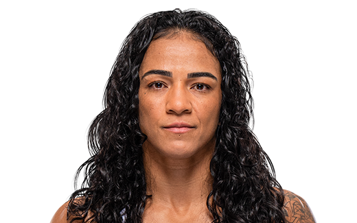 Viviane Araujo headshot