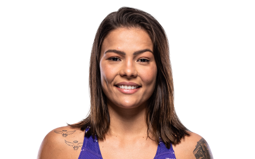 Luana Santos headshot