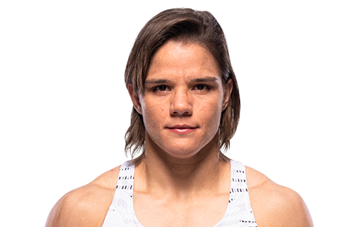 Ariane Carnelossi Headshot