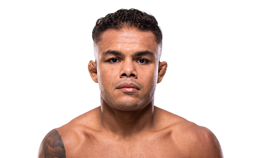 Nikolas Motta headshot