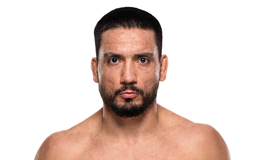 Carlos Leal headshot